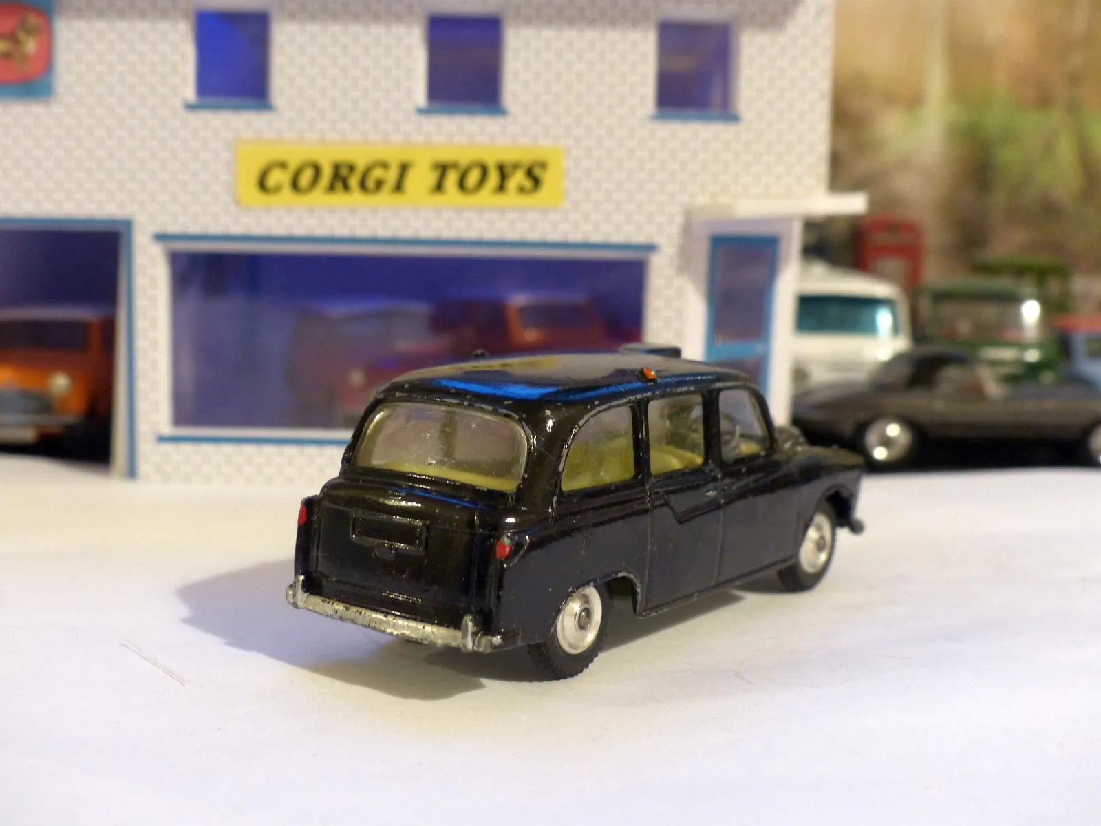 418 Austin London Taxi Cab (Gift Set 35 edition)