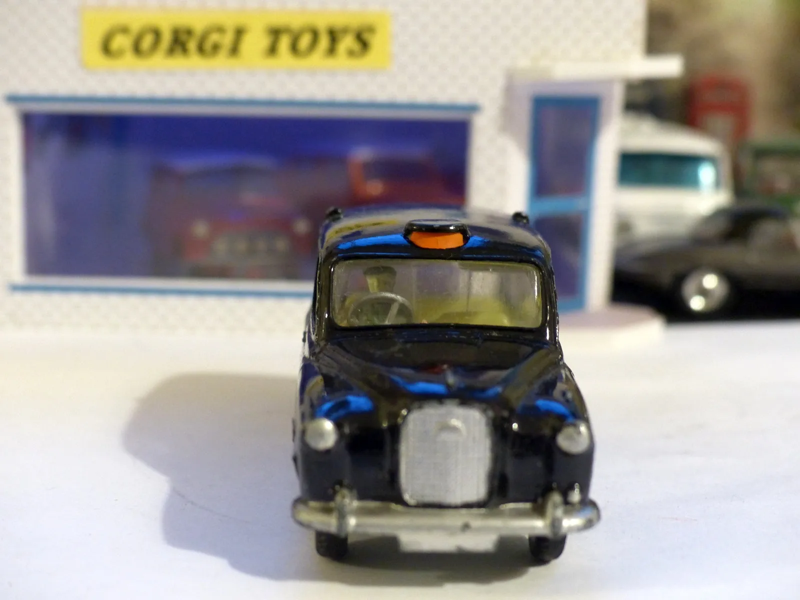 418 Austin London Taxi Cab (Gift Set 35 edition)