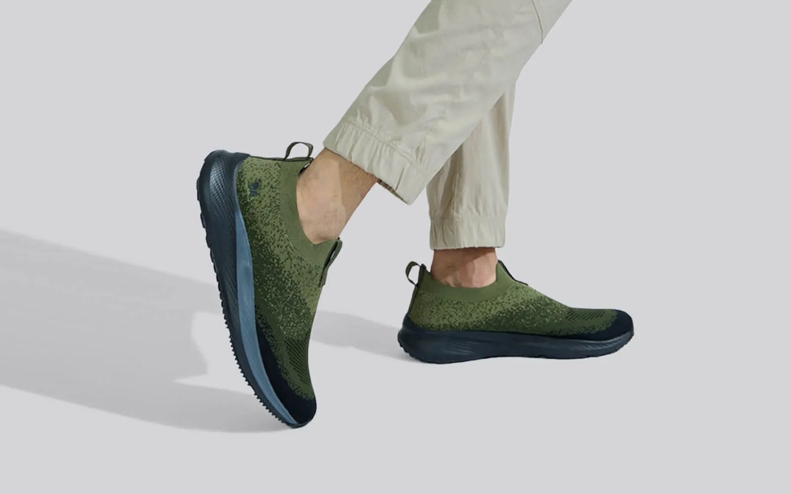 Blend Knit Slip Ons : Olive-Black