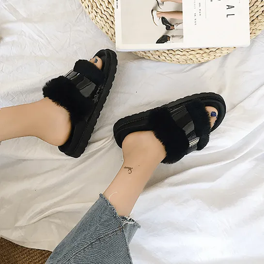 Faux Fur Fluffy Flat Sandals Glossy Line Buckle