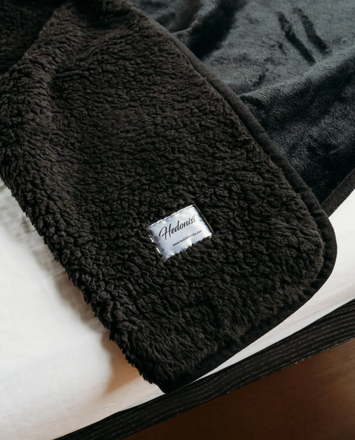 Mouillé Waterproof Fleece Blanket