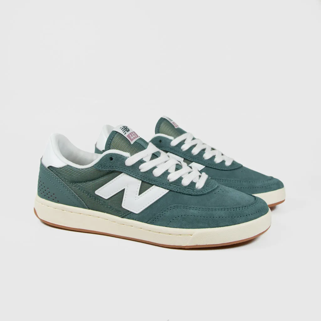 New Balance Numeric - 440 V2 Shoes - Spruce / White