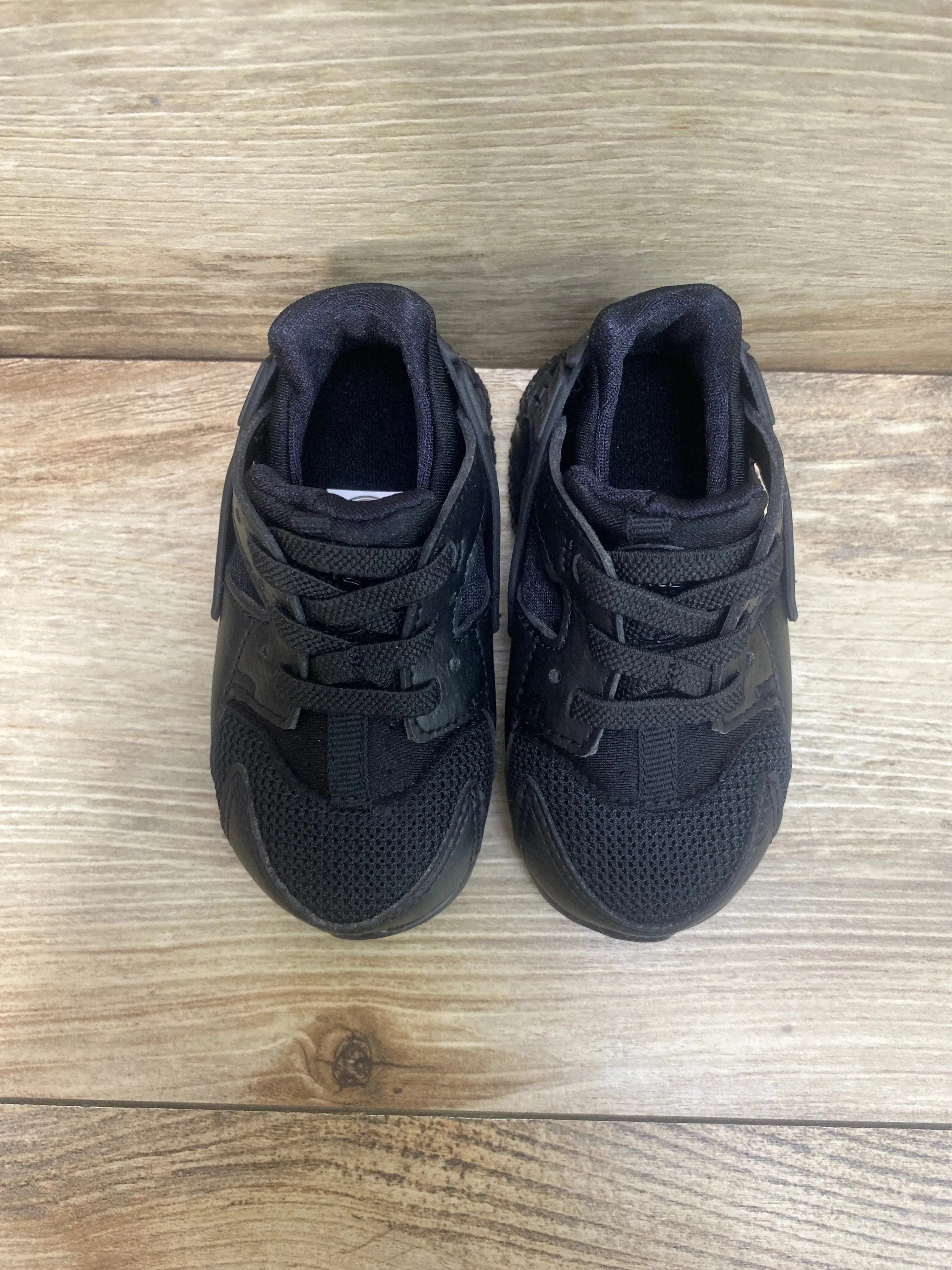 Nike Air Huarache Run Triple Black Sneakers sz 5c