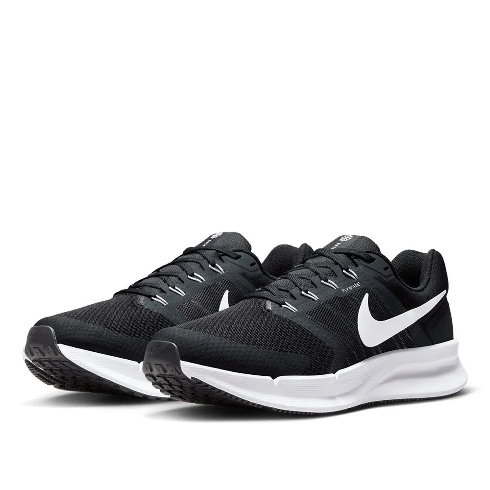 Nike Men's Run Swift 3 Road Running Shoes