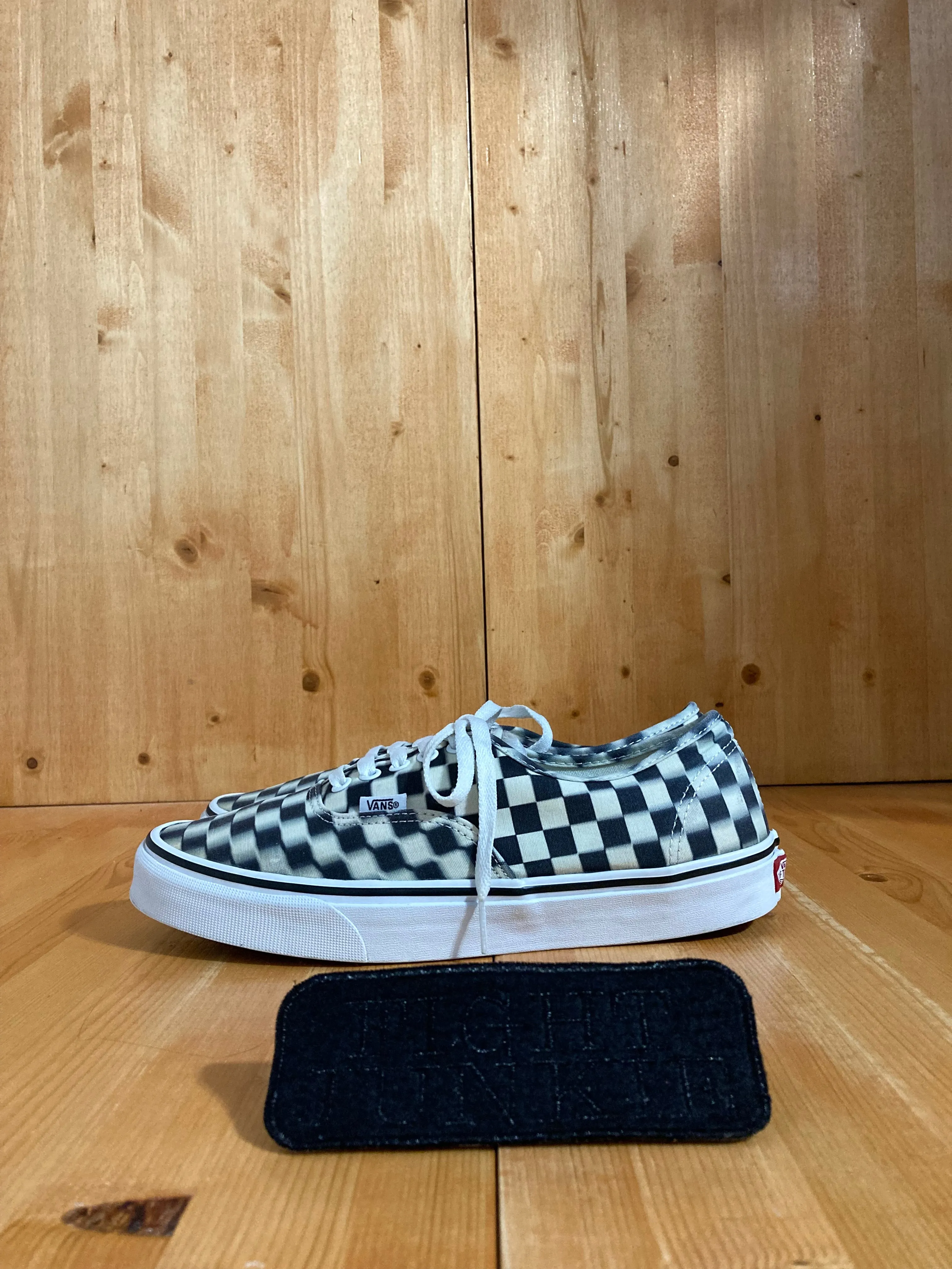 VANS OLD SKOOL CHECKERD Low Top Mens Size 10.5 Canvas Skateboarding Shoes Sneakers Black & White