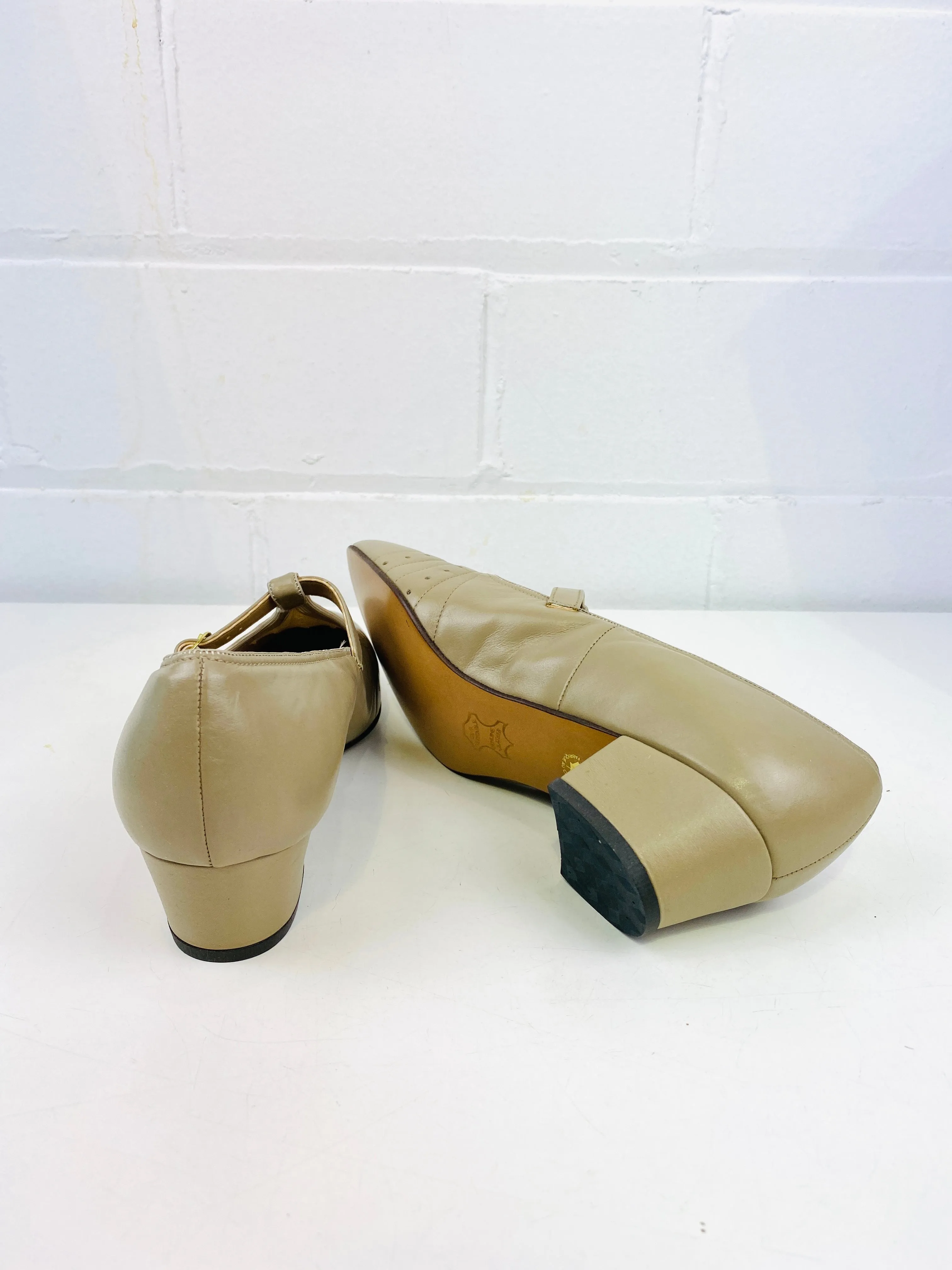 Vintage Deadstock Shoes, Women's 1980s Taupe Leather Cuban Heel T-Strap Pumps, NOS, 8244