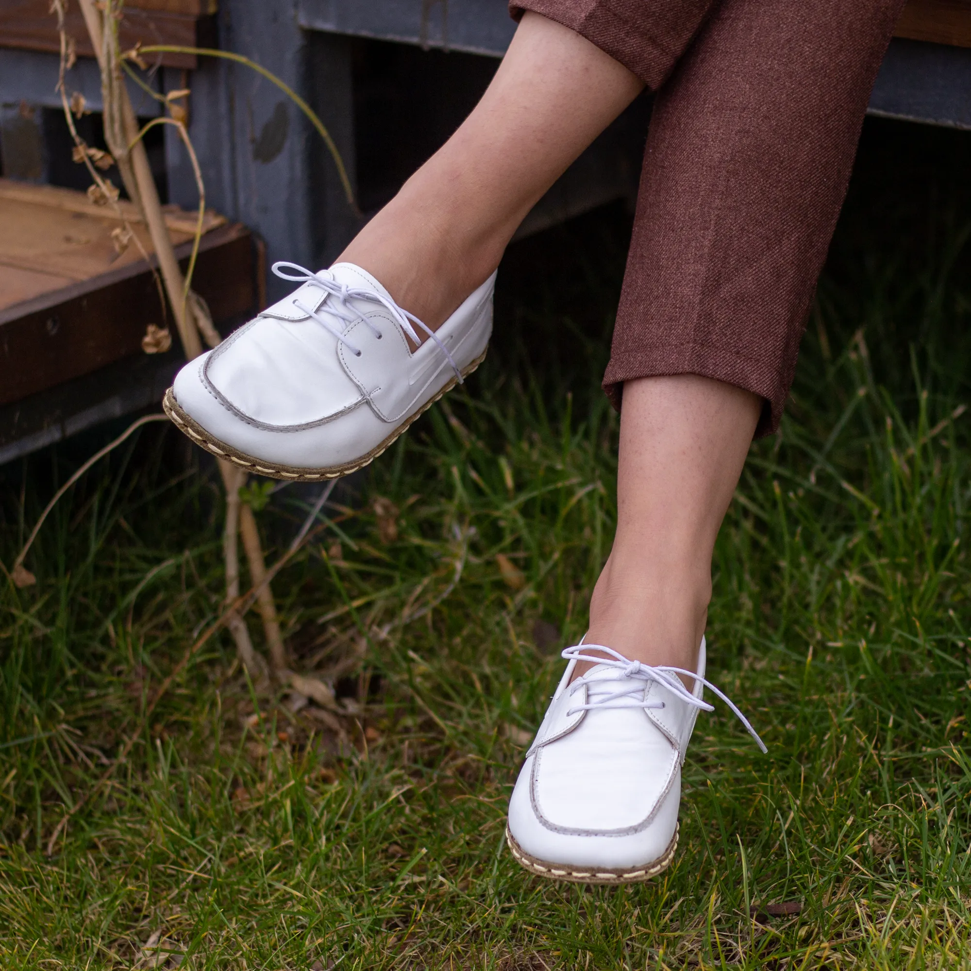 White Women's Leather Earthing Barefoot Shoes