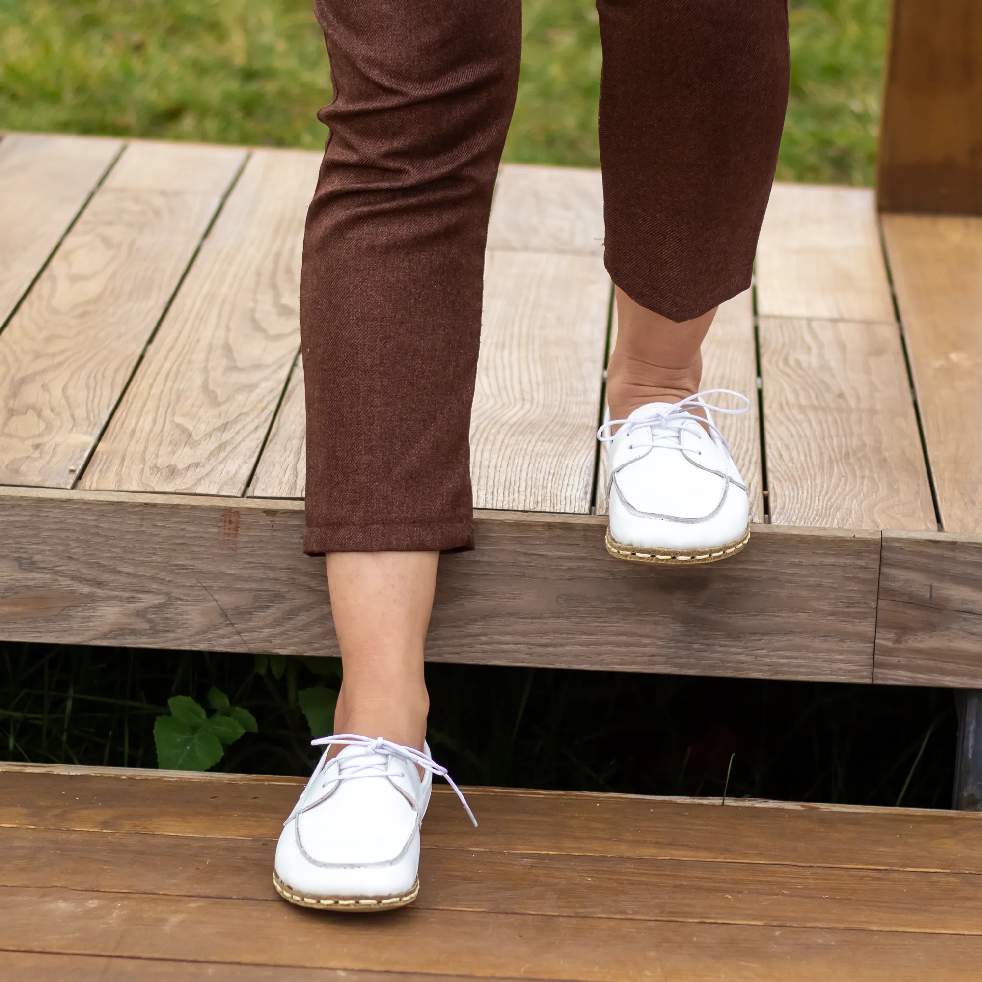 White Women's Leather Earthing Barefoot Shoes