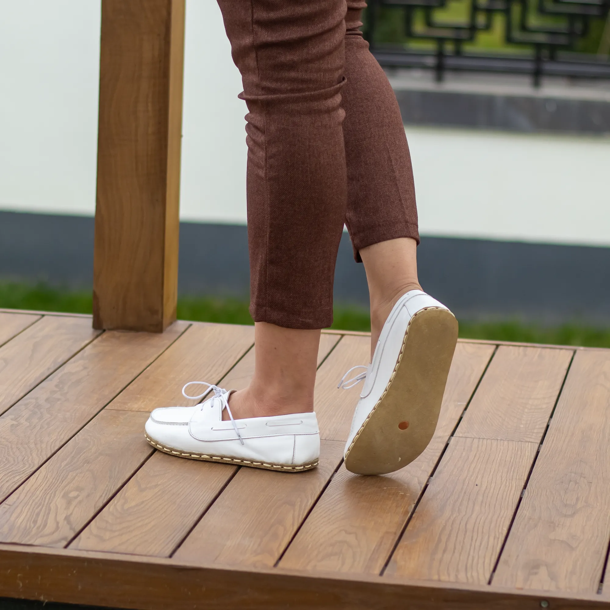 White Women's Leather Earthing Barefoot Shoes